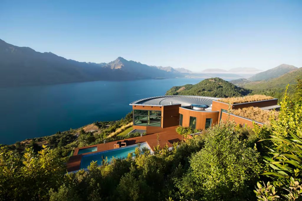 Jagged Edge Guest House built by RBJ